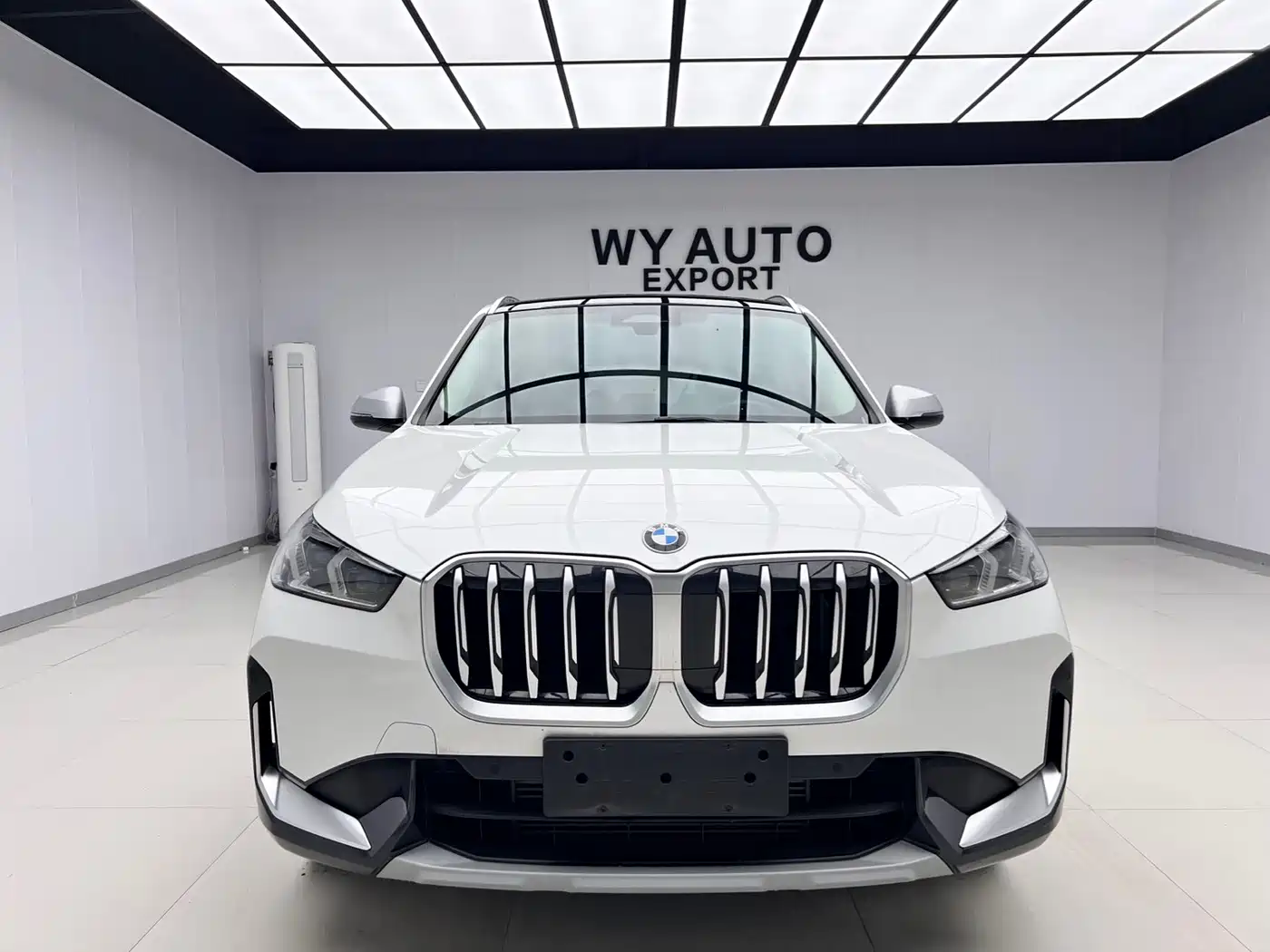 BMW X1 2024 sDrive20Li X Design Package фото 2