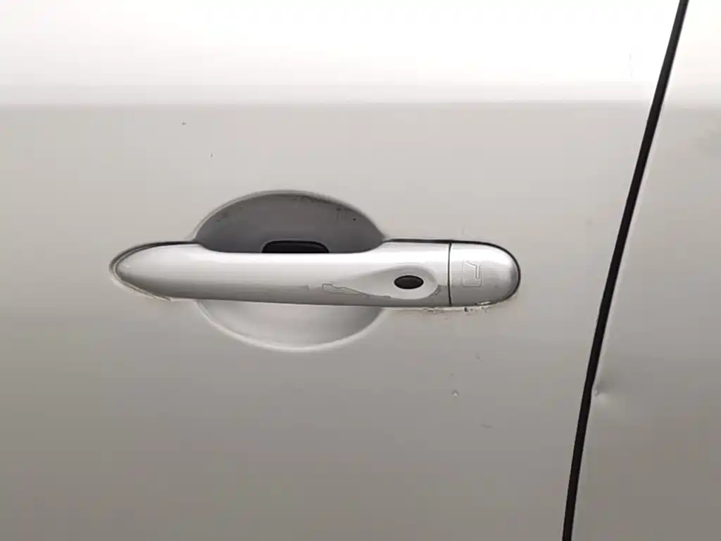 Photo 18 - Renault Latitude