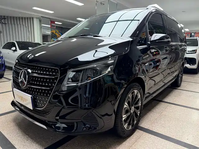 MERCEDES-BENZ V CLASS