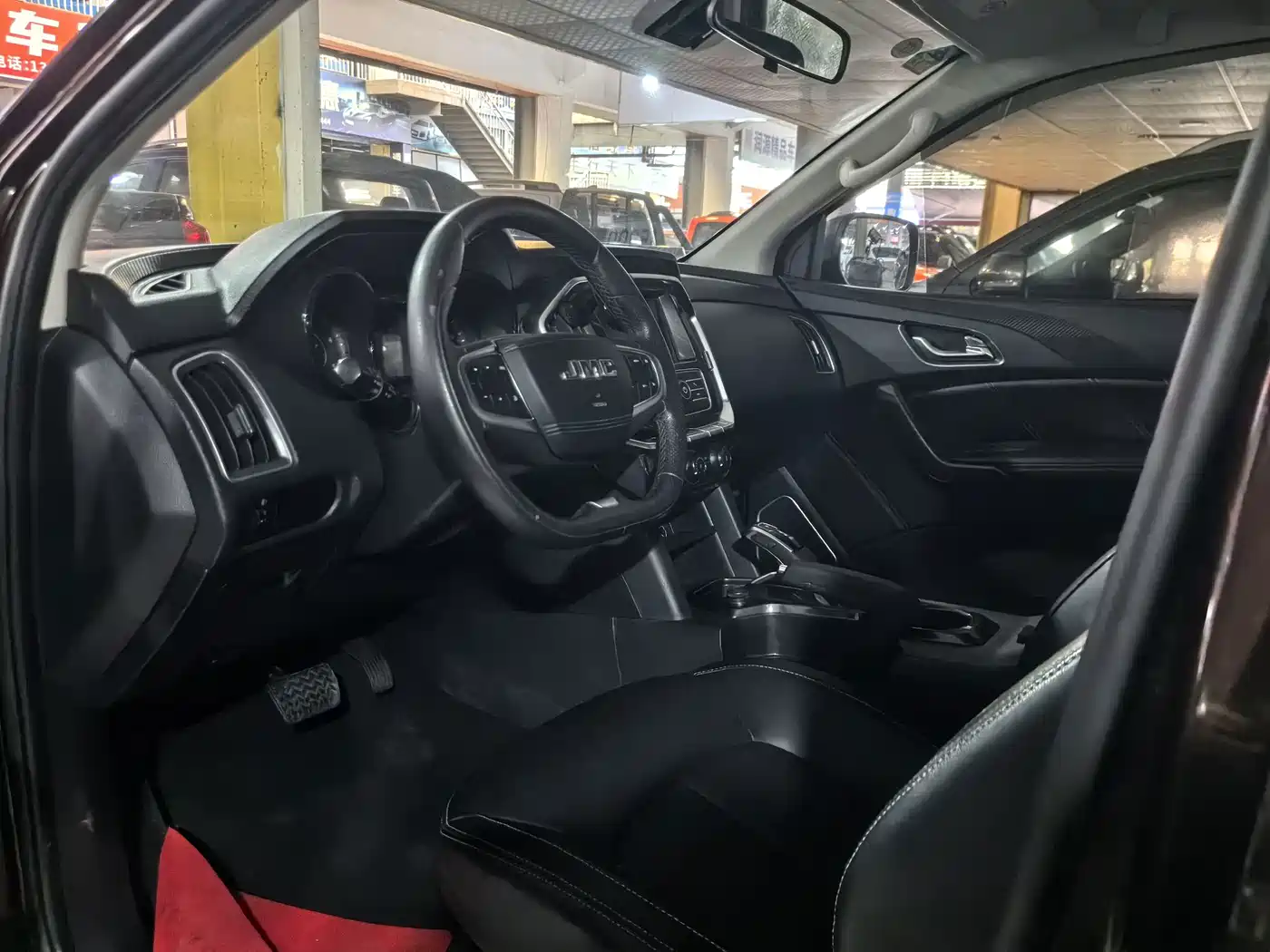 Jiangling Yuhu 7 2021 2020 Model 2.0T Diesel Automatic 2WD Comfort Short Wheelbase China VI JX4D20A6L