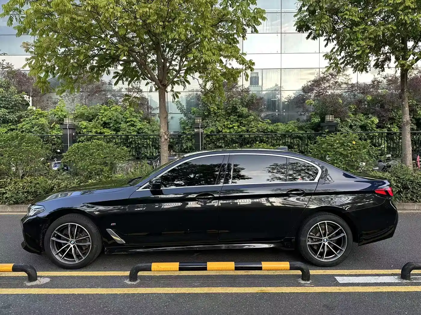 BMW 5 Series 2022 Facelift 525Li M Sport Package фото 11