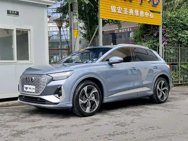 Audi Q4 e-tron 2022 40 e-tron Creation Edition