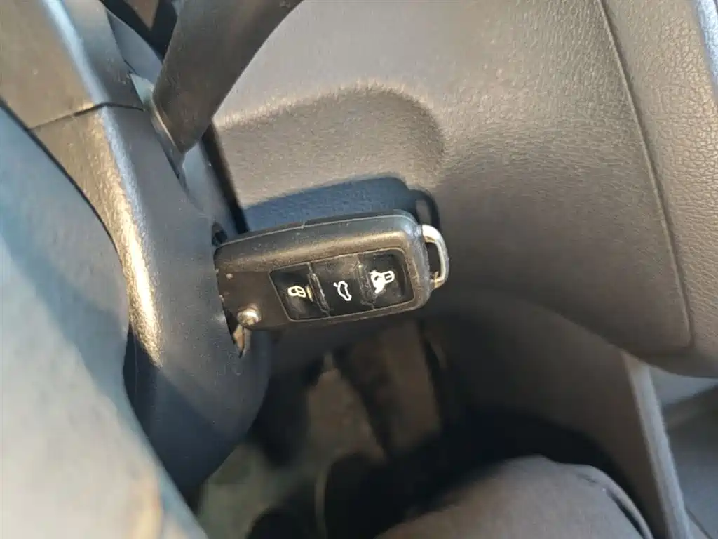 Volkswagen Touran 2015 1.4T Manual Trend Edition 5-seater фото 9