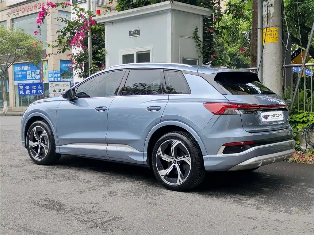 Audi Q4 e-tron 2022 40 e-tron Creation Edition фото 4