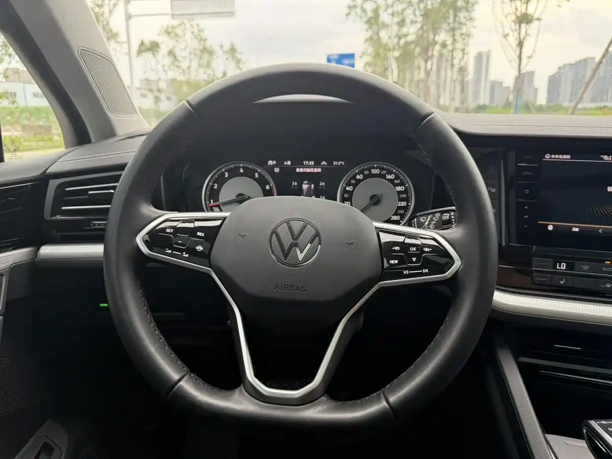 Volkswagen Touareg 2023 2022 2.0TSI Pilot Special Edition