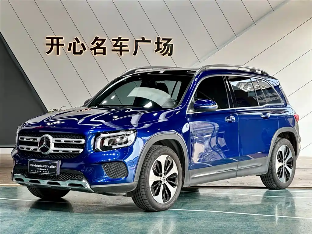 MERCEDES-BENZ GLB