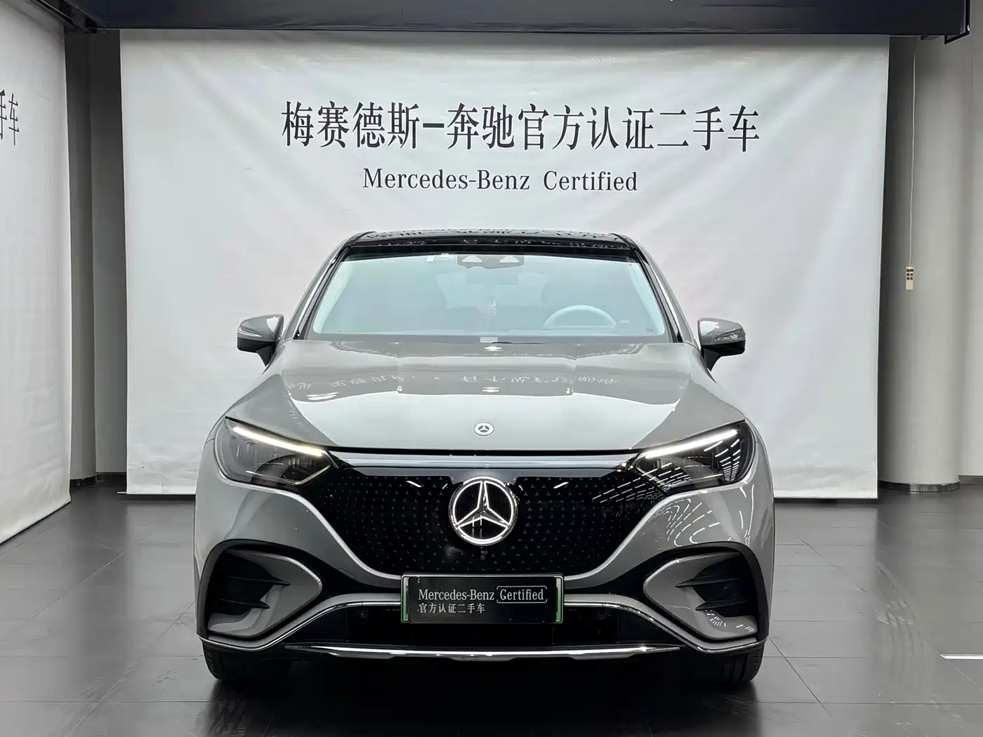 MERCEDES-BENZ EQE SUV