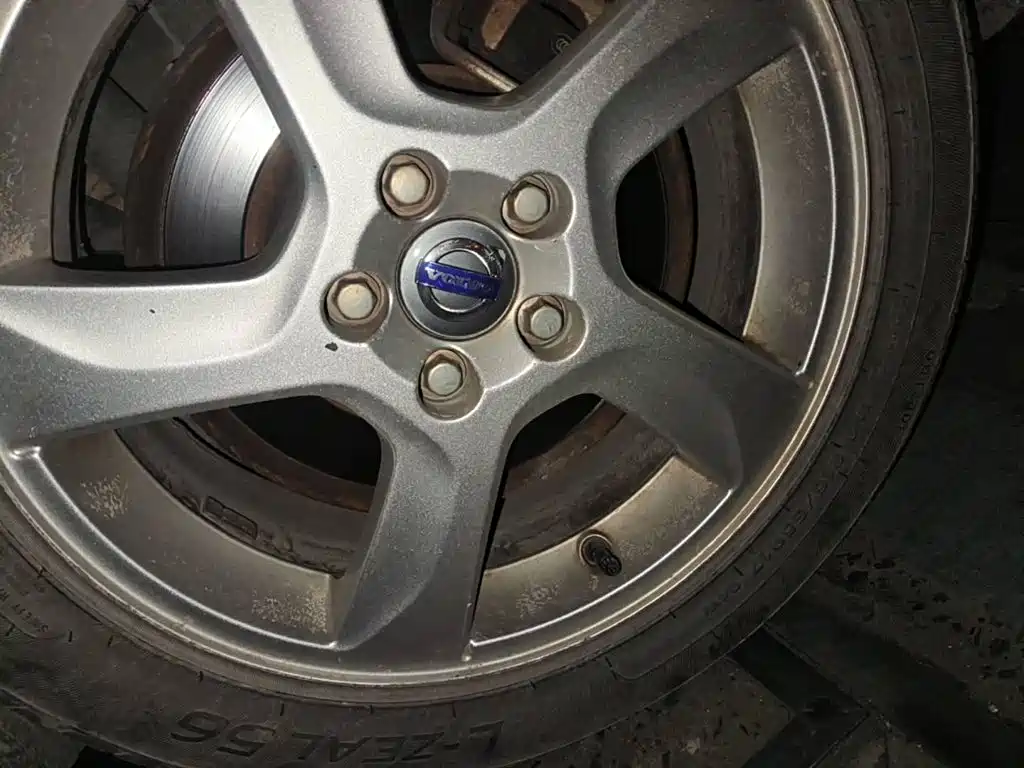 Photo 7 - Volvo S60 (Import)
