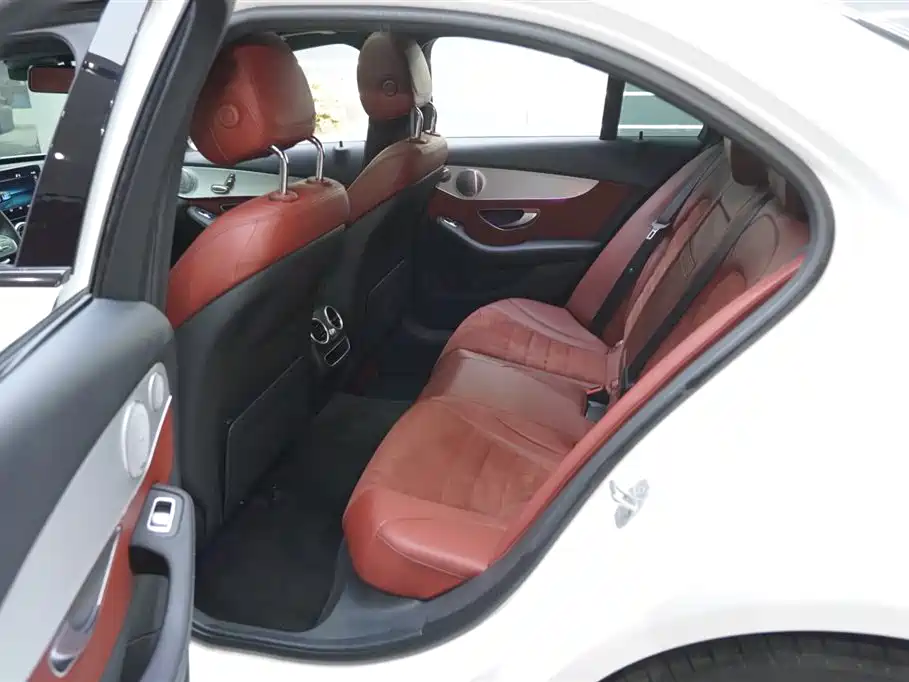 Mercedes-Benz C-Class 2021 C 260 Starry Exclusive Edition фото 18