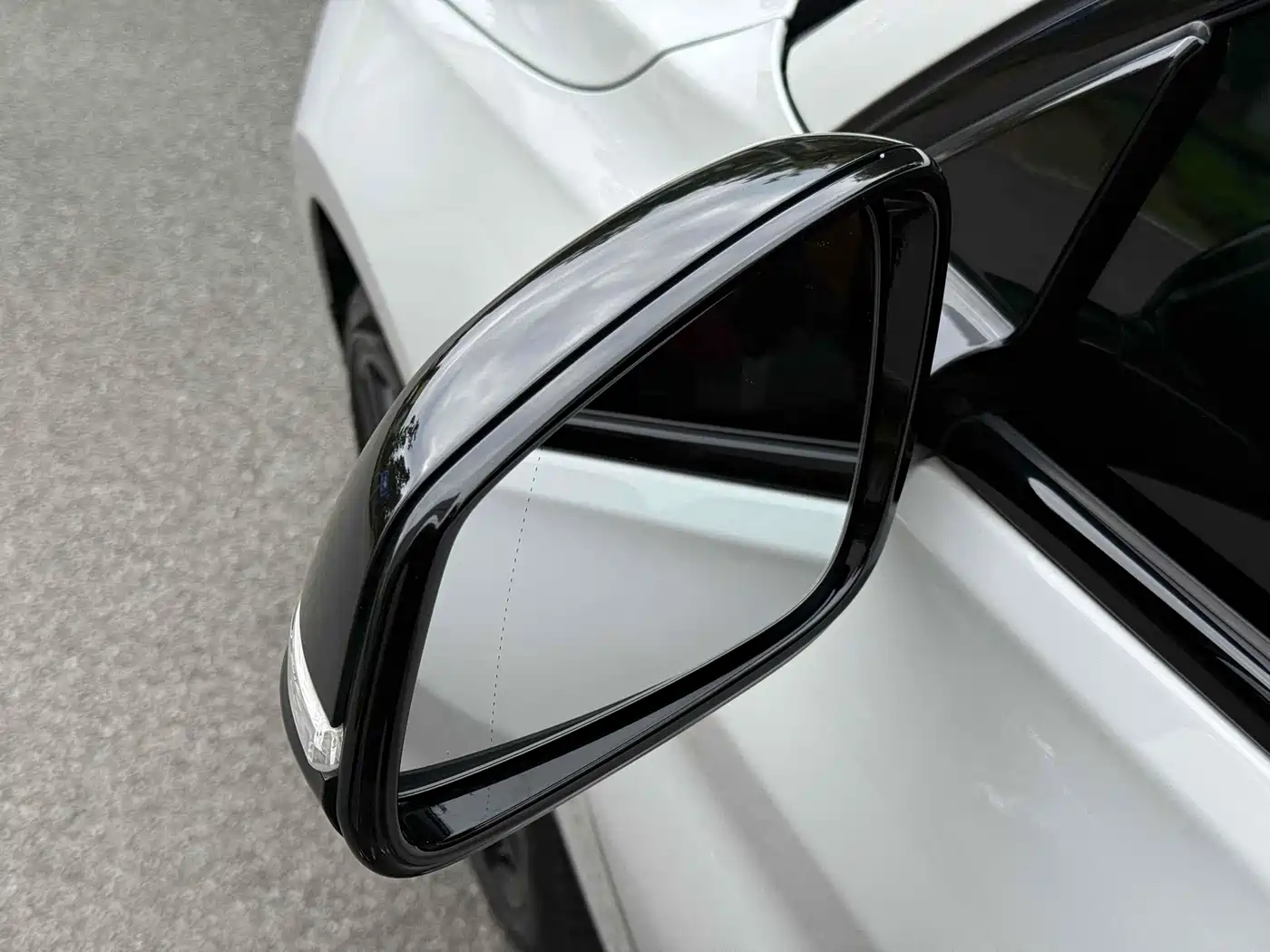BMW 1 Series 2021 125i M Sport Black Night Edition фото 9