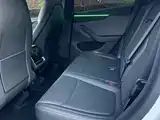 Photo 8 - Tesla Model Y