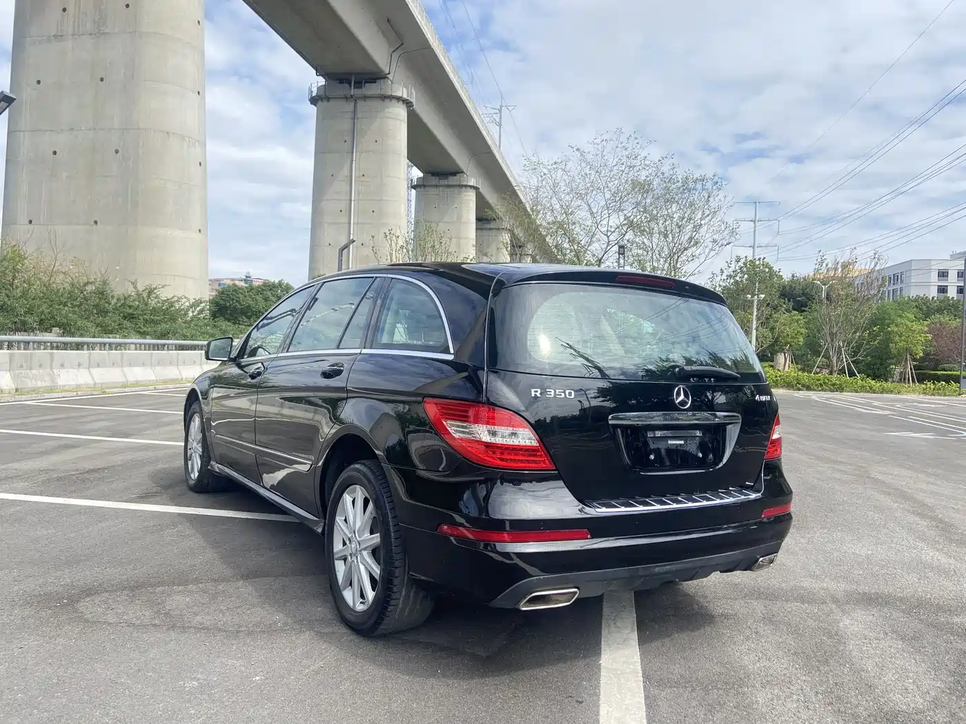 Mercedes-Benz R-Class 2011 R 350 L 4MATIC фото 4