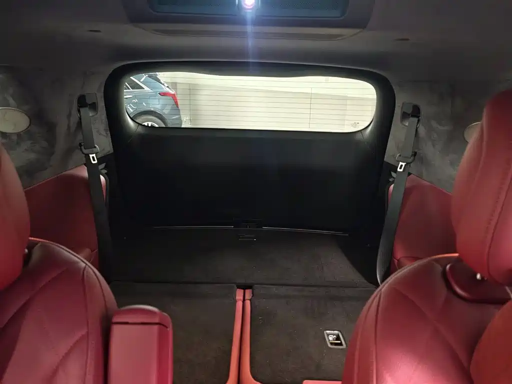 AITO Wenjie AITO M8 2025 Model Extended Range Max Edition 37kWh 6-Seater фото 16