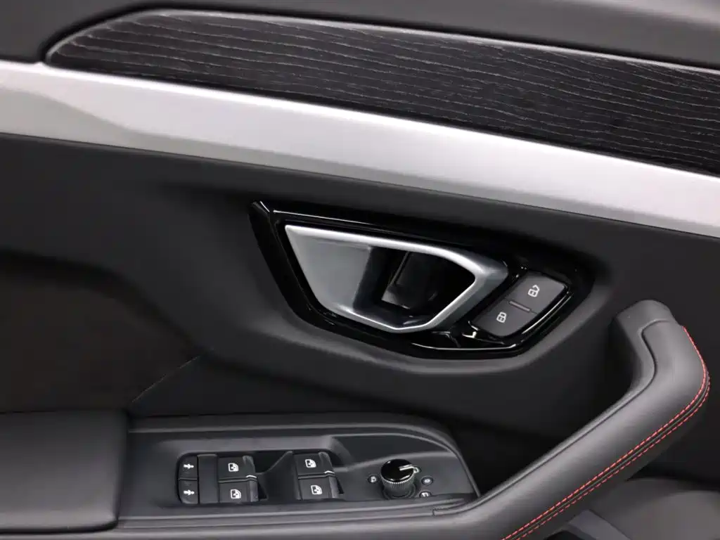 Lamborghini Urus 2019 2018 4.0T V8