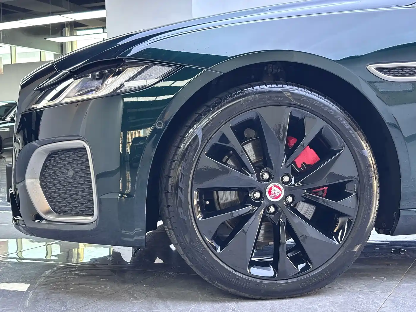 Jaguar XFL 2024 2024 2.0T P250 2WD Premium Luxury
