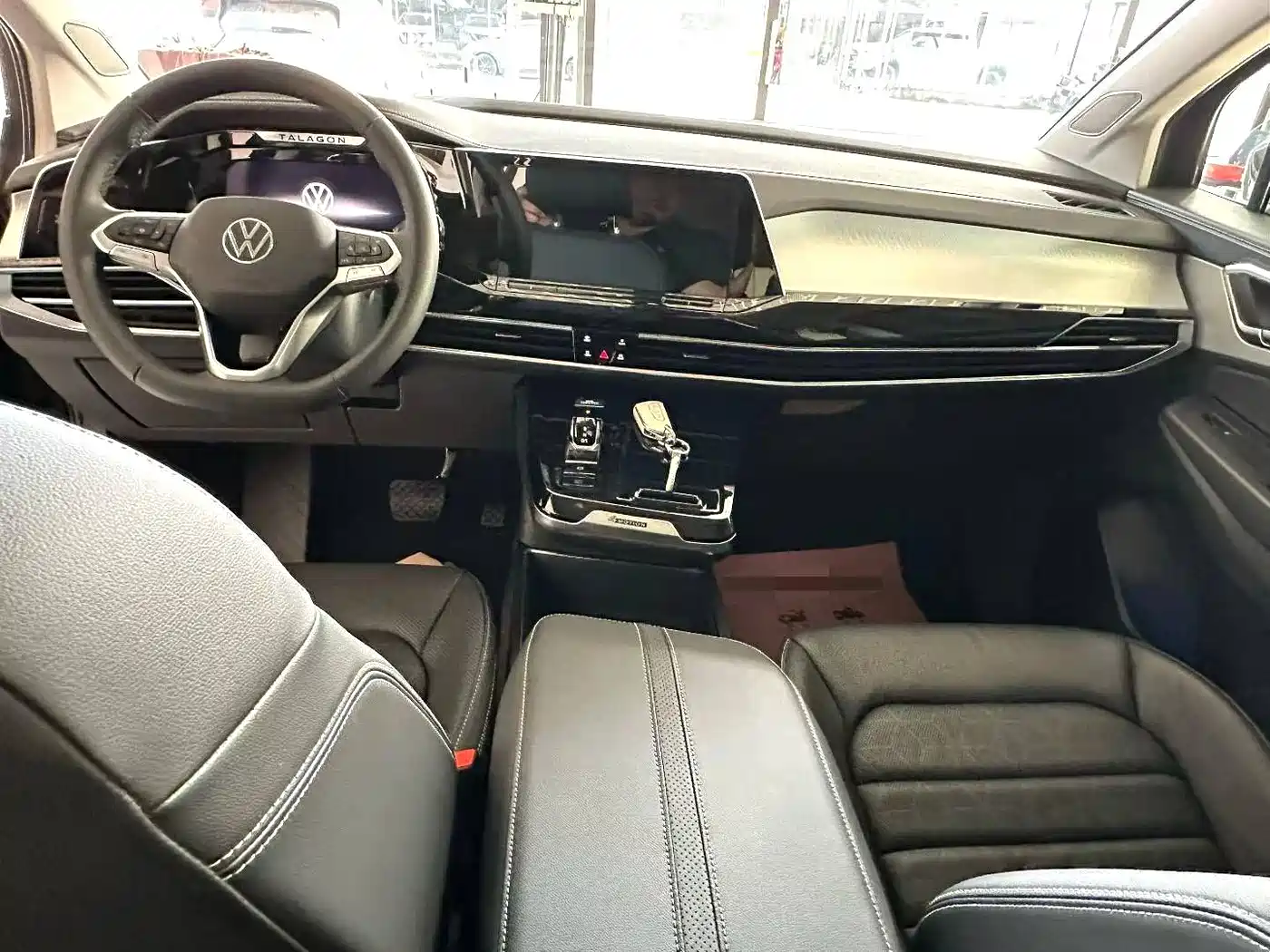 Volkswagen Talagon 2023 Facelift 380TSI 4WD Luxury Premium Pro Edition 6-Seater фото 7