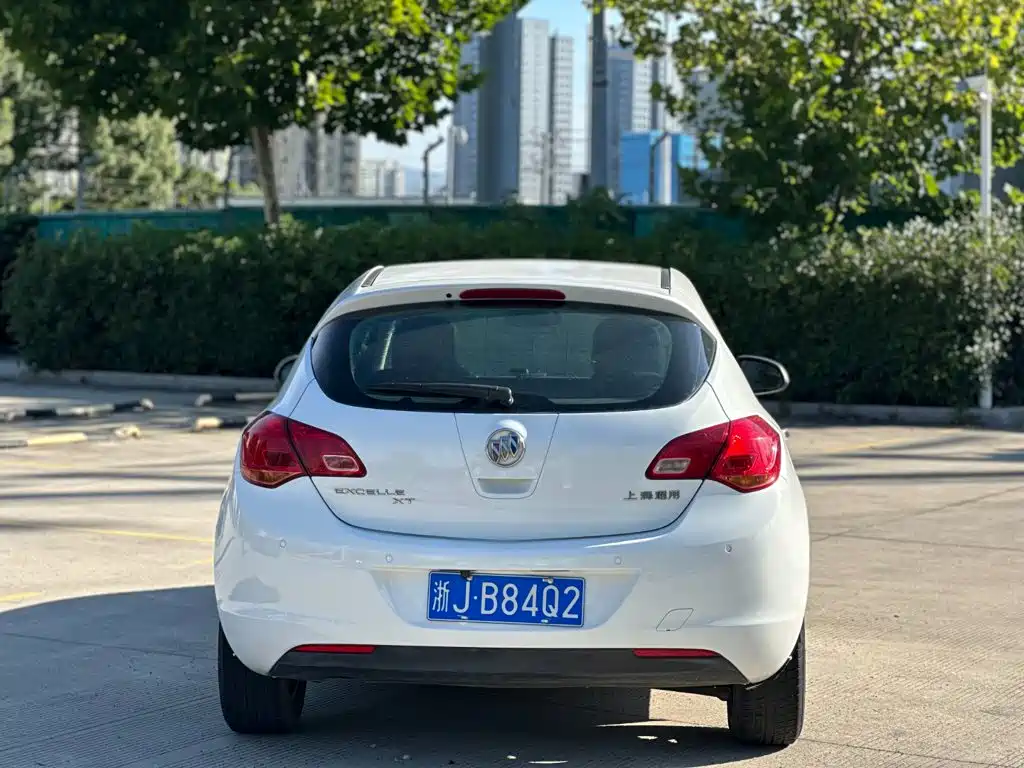 Photo 8 - Buick Excelle