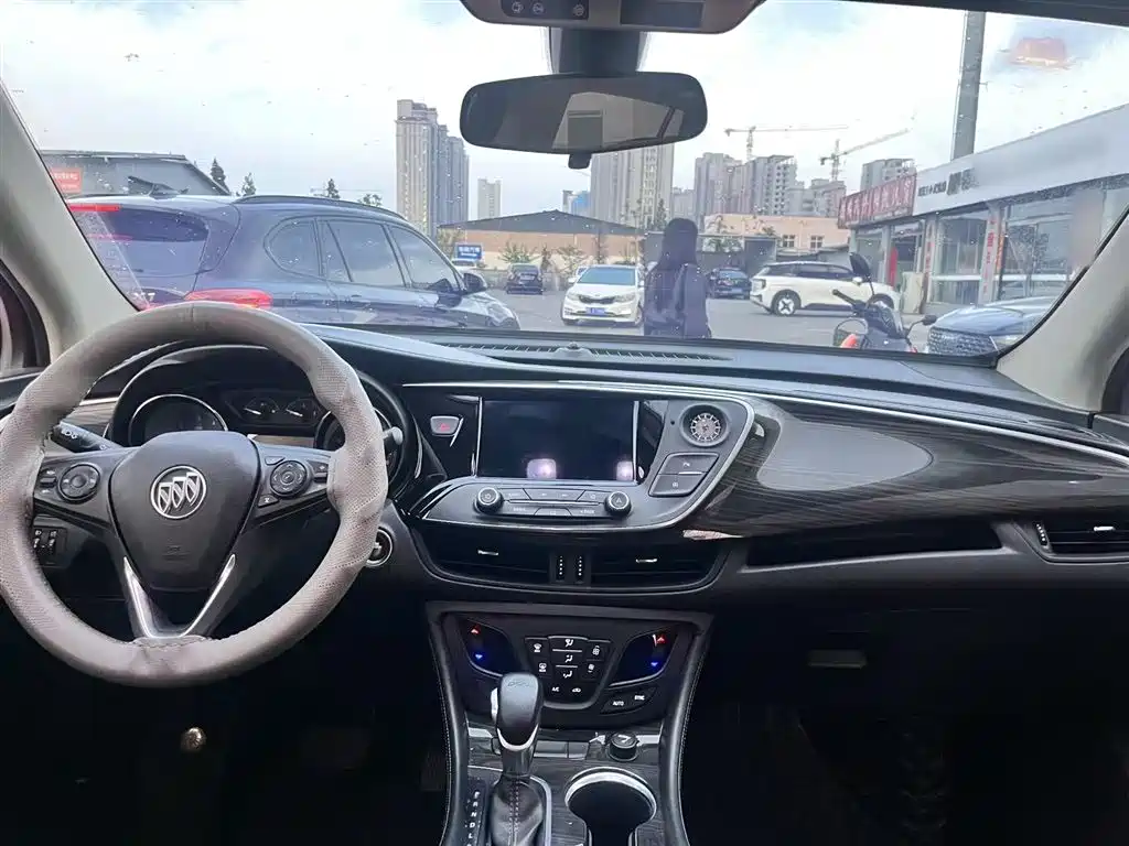 Buick Envision Plus 2020 20T FWD Leading фото 12
