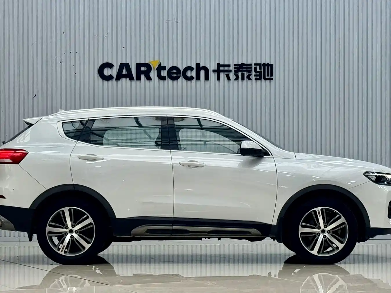 Photo 3 - Haval H6