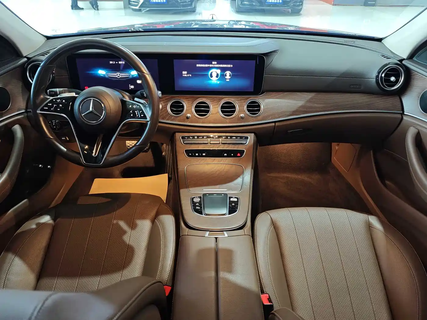 Mercedes-Benz E-Class New Energy 2022 Facelift III E 350 e L Plug-in Hybrid Sedan фото 13