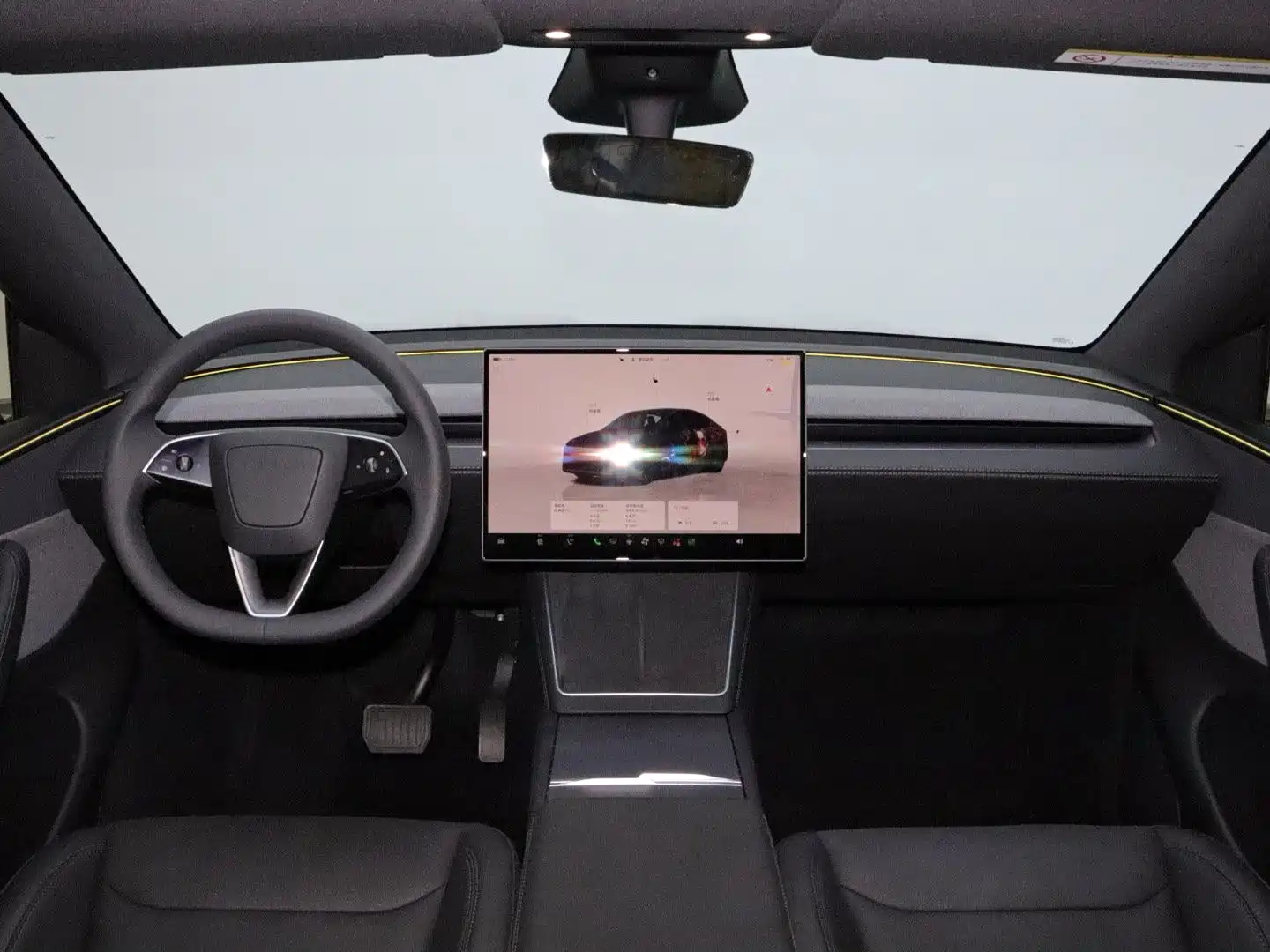 Фото 17 - Tesla Model Y