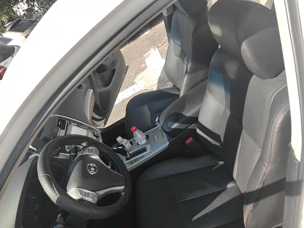 Фото 20 - Nissan Teana