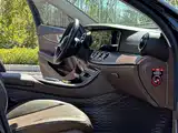 Photo 9 - Mercedes-Benz E-Class