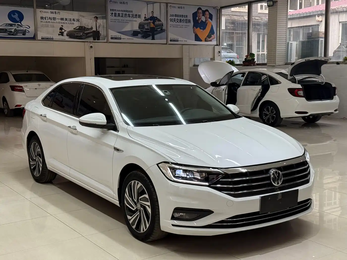 Volkswagen Sagitar 2022 280TSI DSG Surpassing Edition фото 3