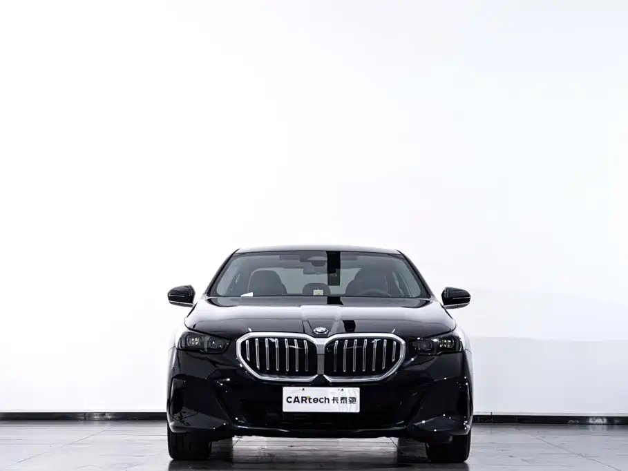 2026 BMW 5 Series
