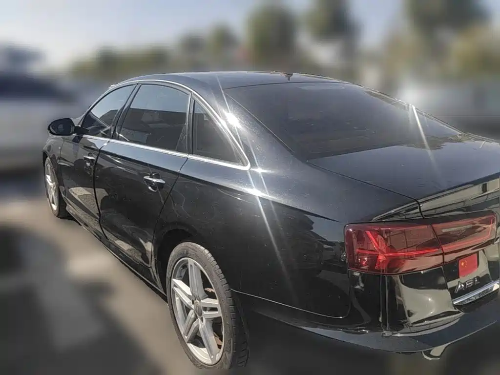 Photo 7 - Audi A6L
