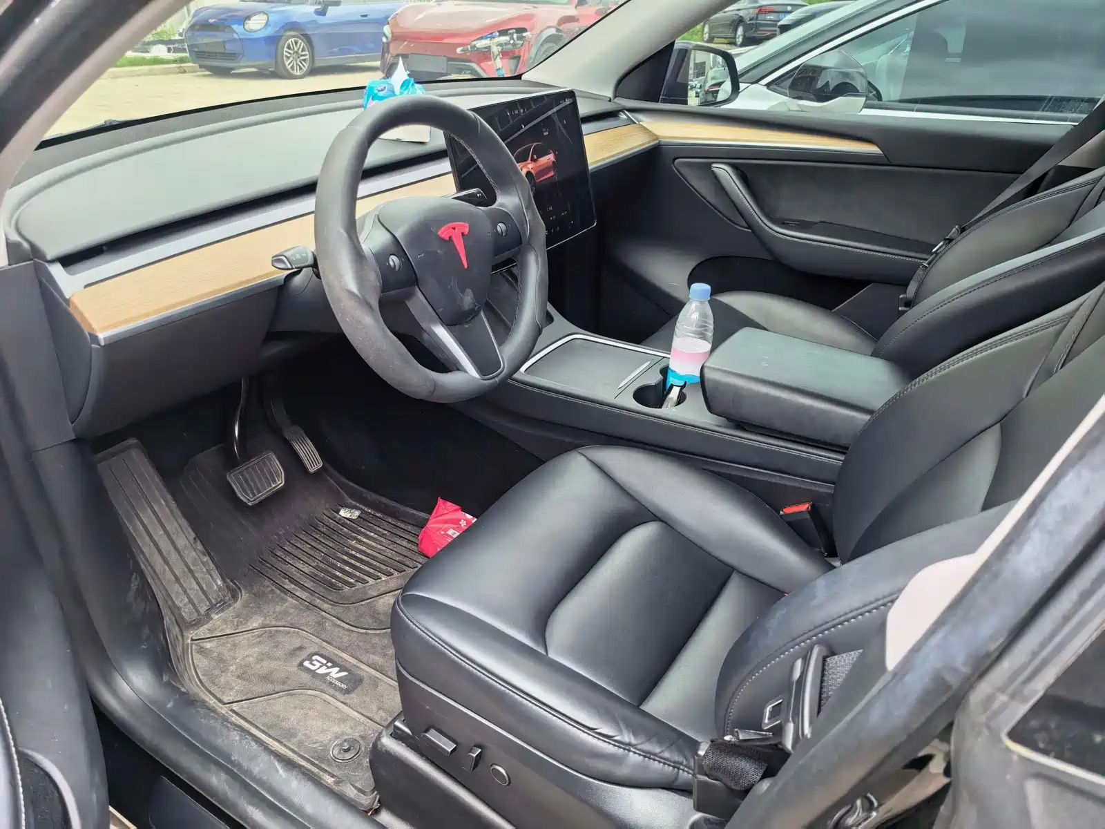 Фото 3 - Tesla Model Y