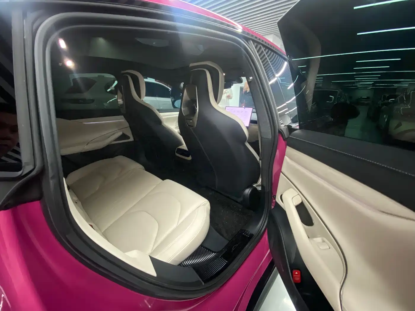 Xiaomi Auto Xiaomi SU7 2024 RWD Long Range Intelligent Driving Edition фото 9