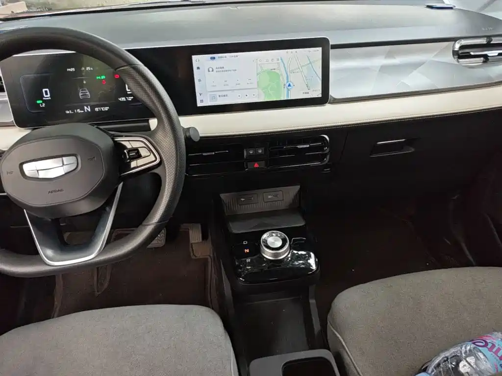 Photo 13 - Geely Geometry E Firefly