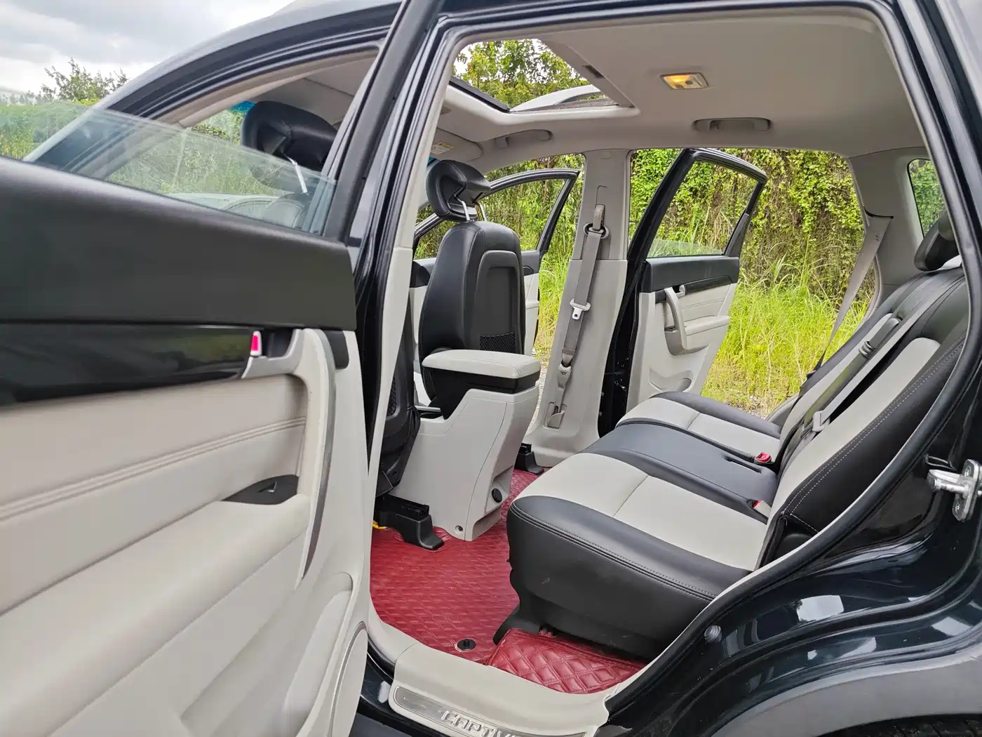 Chevrolet Captiva 2016 2015 2.4L 2WD Urban Edition 5-seater
