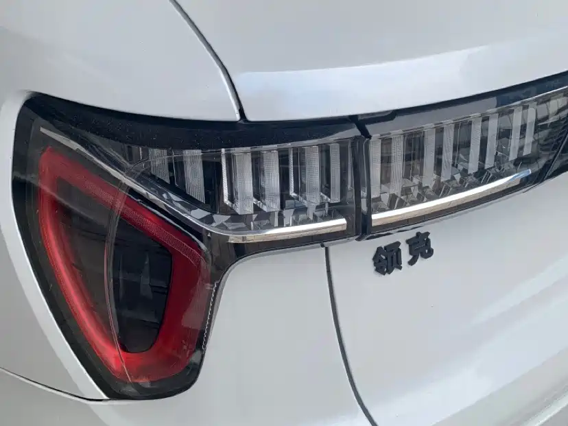 Lynk & Co 01 2019 2.0T 2WD Pure Version China VI фото 14