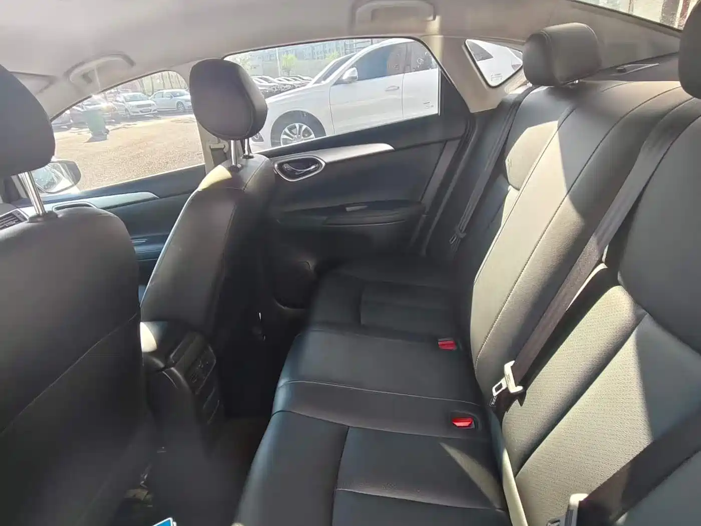 Фото 5 - Nissan Sylphy