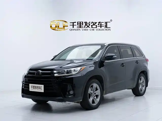 TOYOTA HIGHLANDER