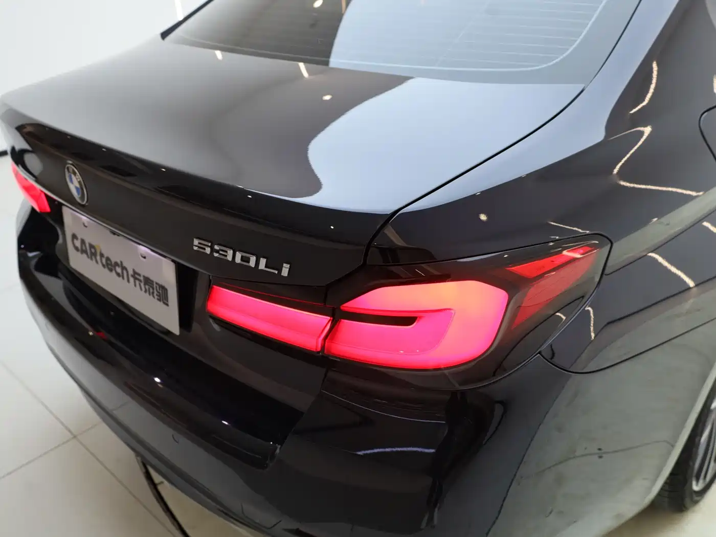 BMW 5 Series 2022 Facelift 530Li Leading M Sport Package фото 15