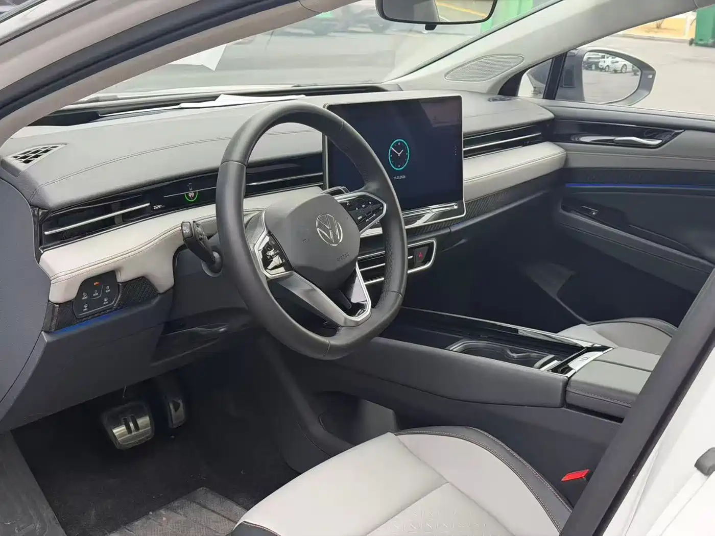 VOLKSWAGEN ID.7 VIZZION