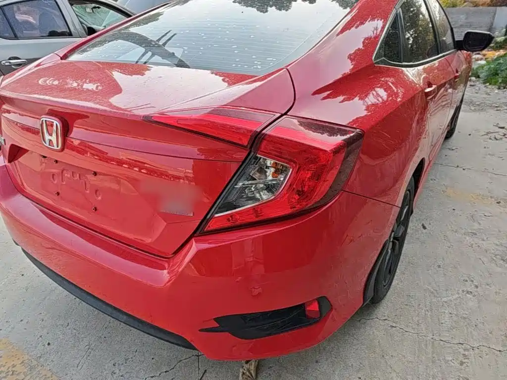 Photo 8 - Honda Civic