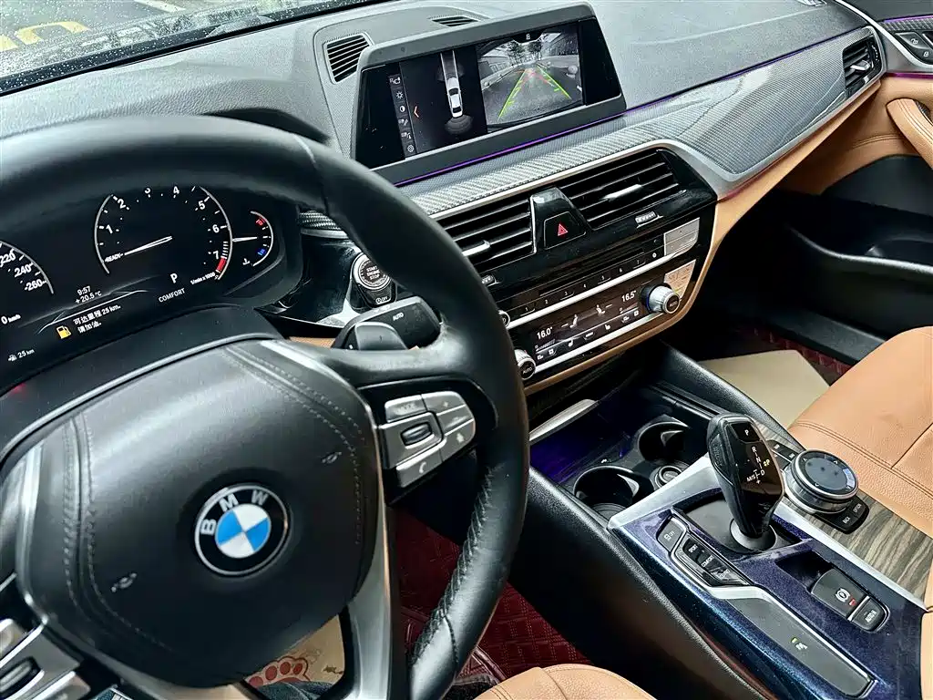 BMW 5 Series 2018 528Li Launch Special Edition фото 11