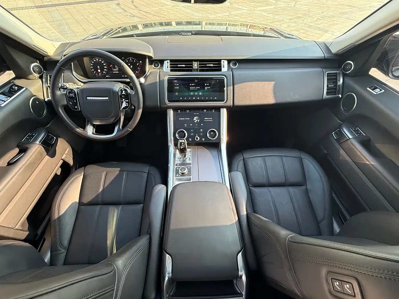 Land Rover Range Rover Sport 2020 3.0 L6 SE фото 7