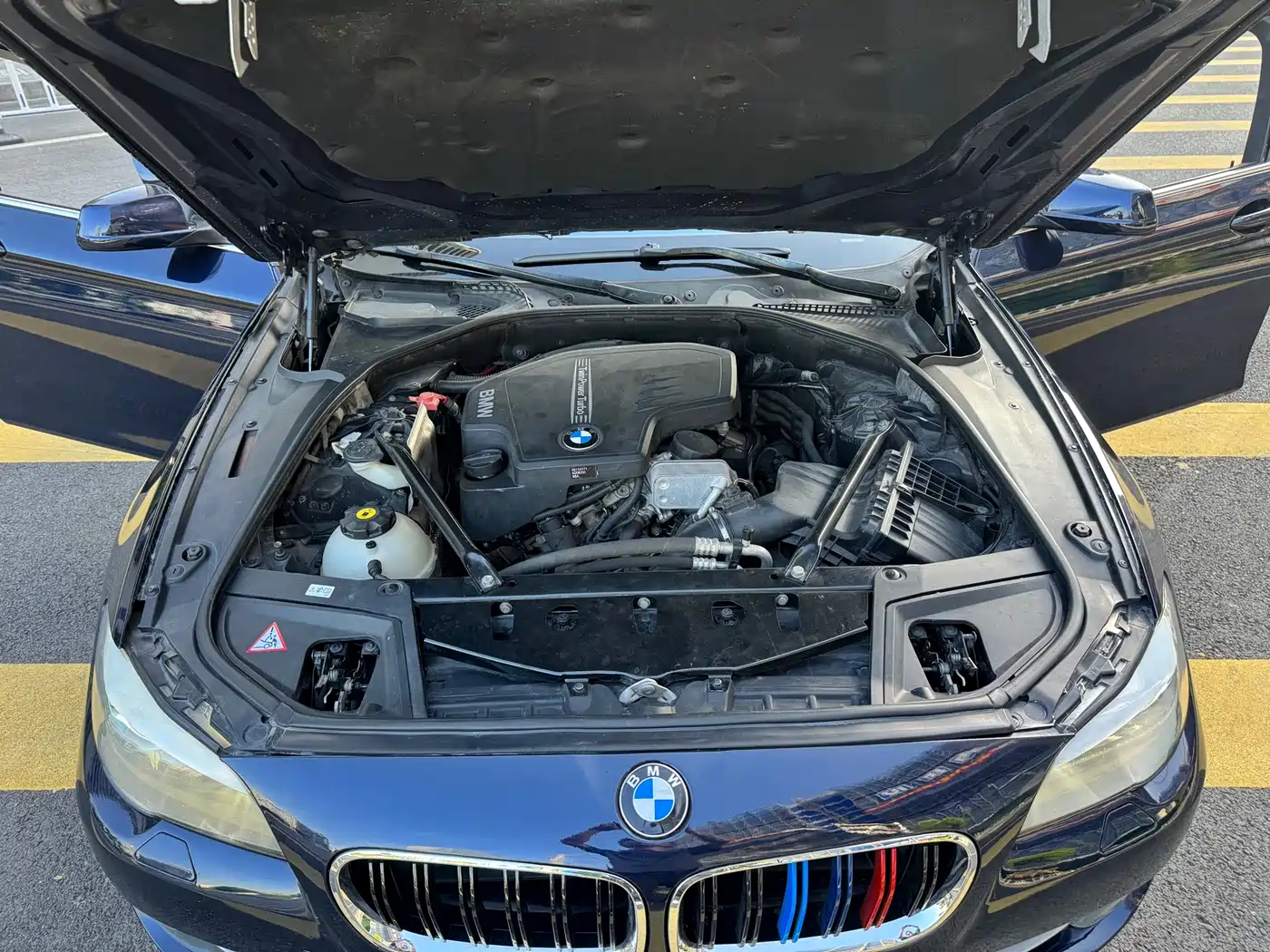 BMW 5 Series 2013 525Li Luxury фото 10