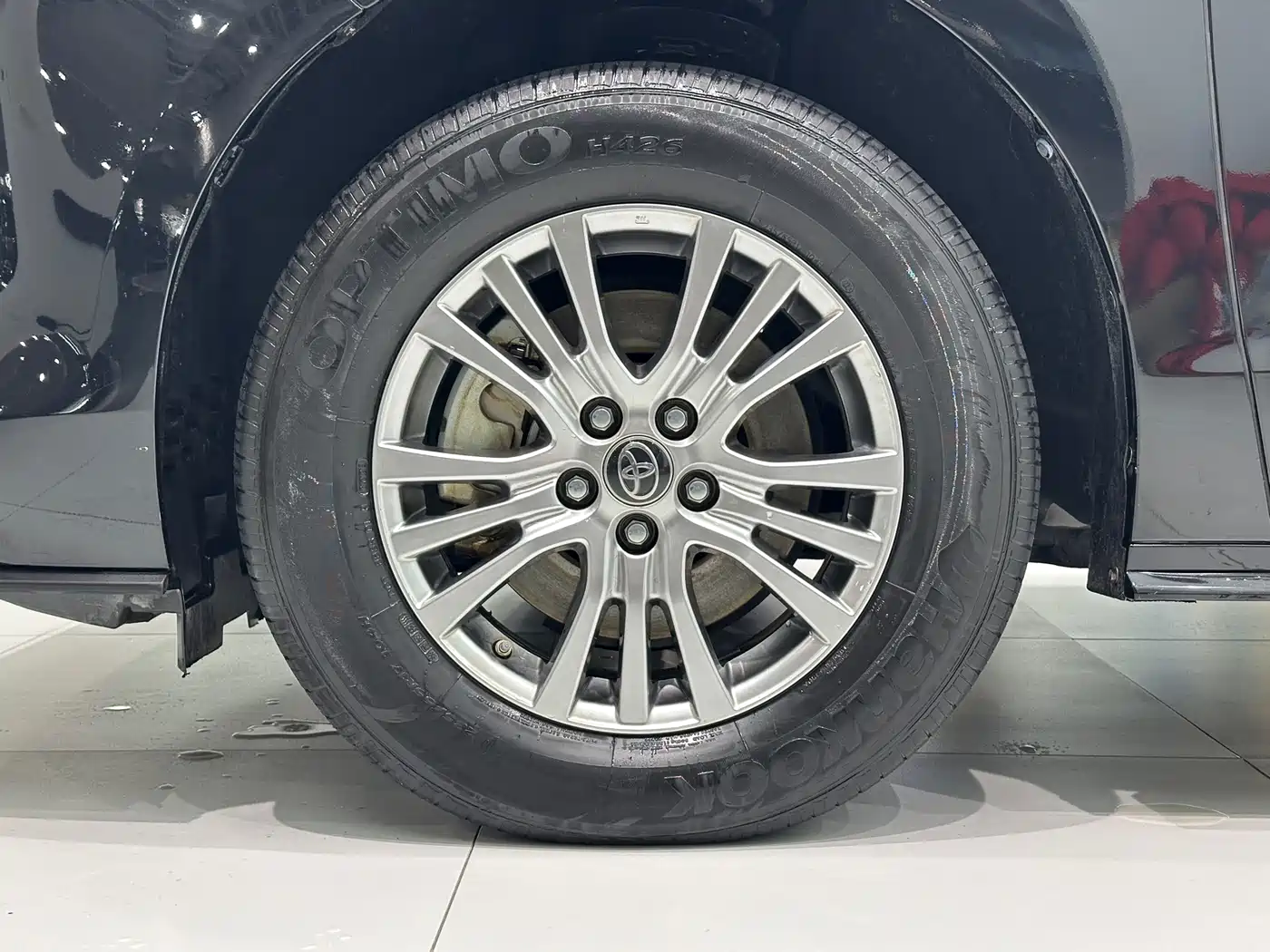 Toyota Sienna 2021 2.5L Hybrid Premium Edition фото 12