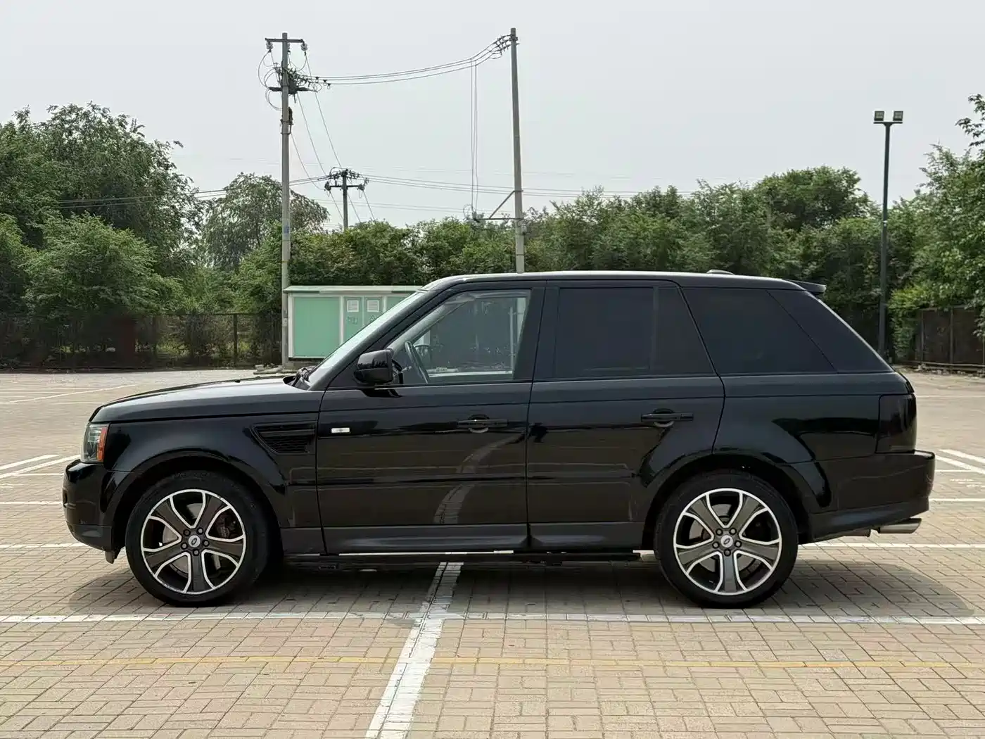 Land Rover Range Rover Sport 2010 5.0 SC V8 HSE фото 8
