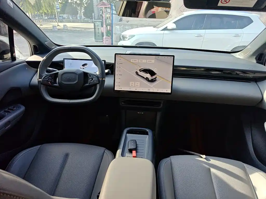 Lynk & Co Z20 2026 2025 530km RWD Pro