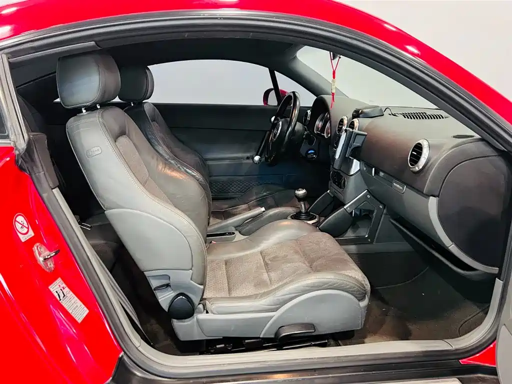 Audi TT 2004 Model TT Coupe 1.8T фото 8