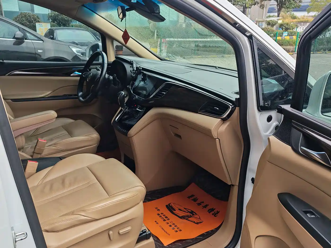 Buick GL8 2017 ES 28T Luxury China V фото 5
