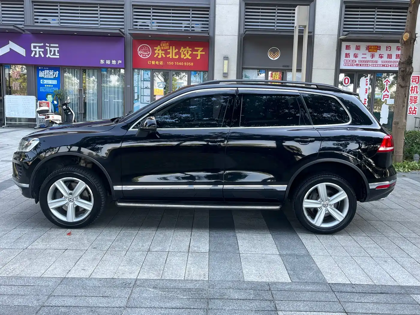 Volkswagen Touareg 2017 3.0TSI Explorer Edition фото 4
