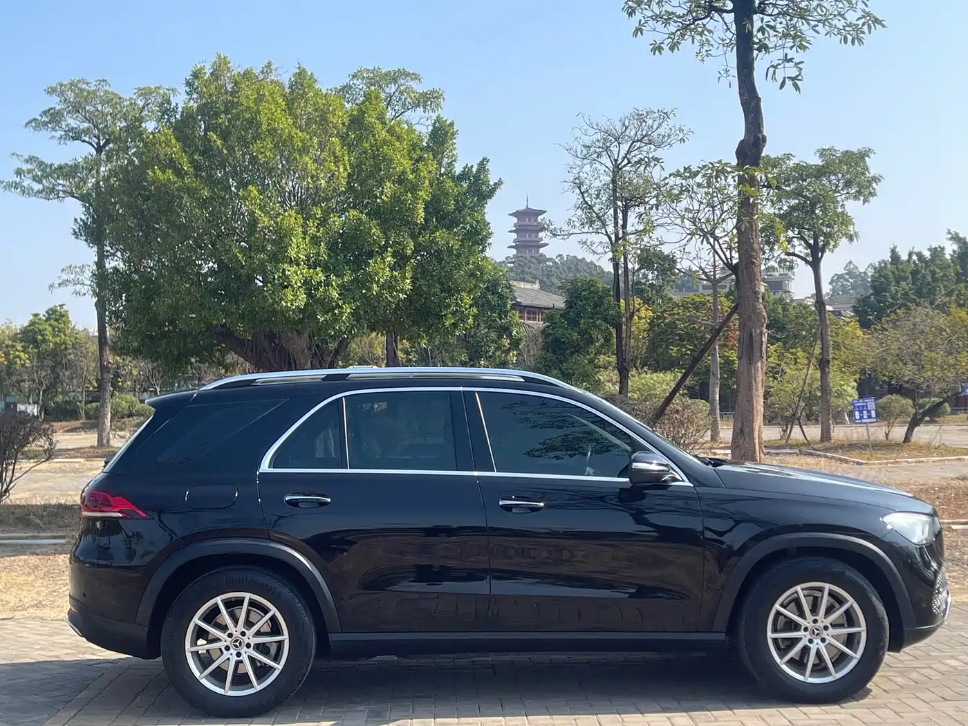 Mercedes-Benz GLE 2021 GLE 350 4MATIC Fashion фото 21